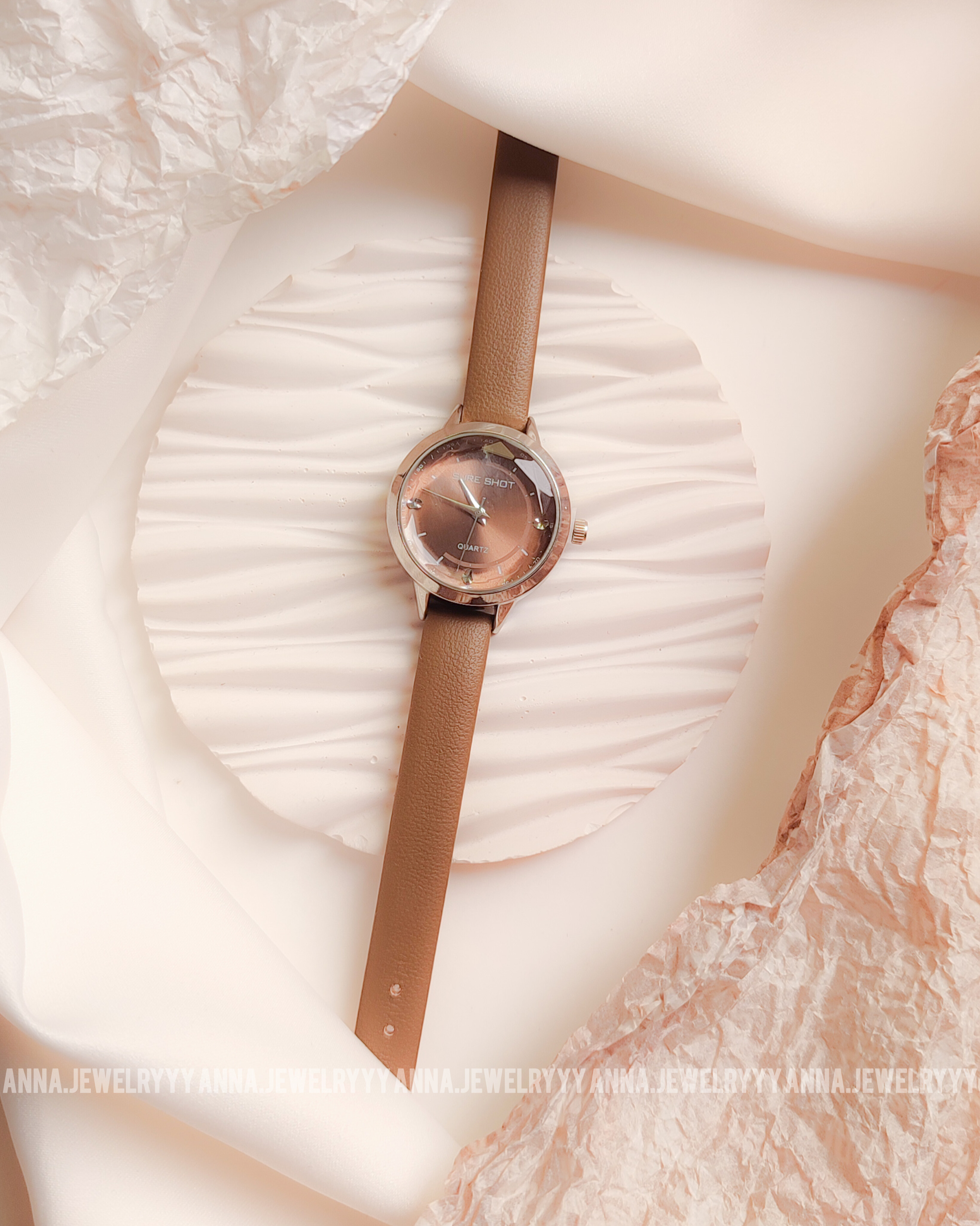 ساعت شور شات چرمی زیتونی صفحه گرد