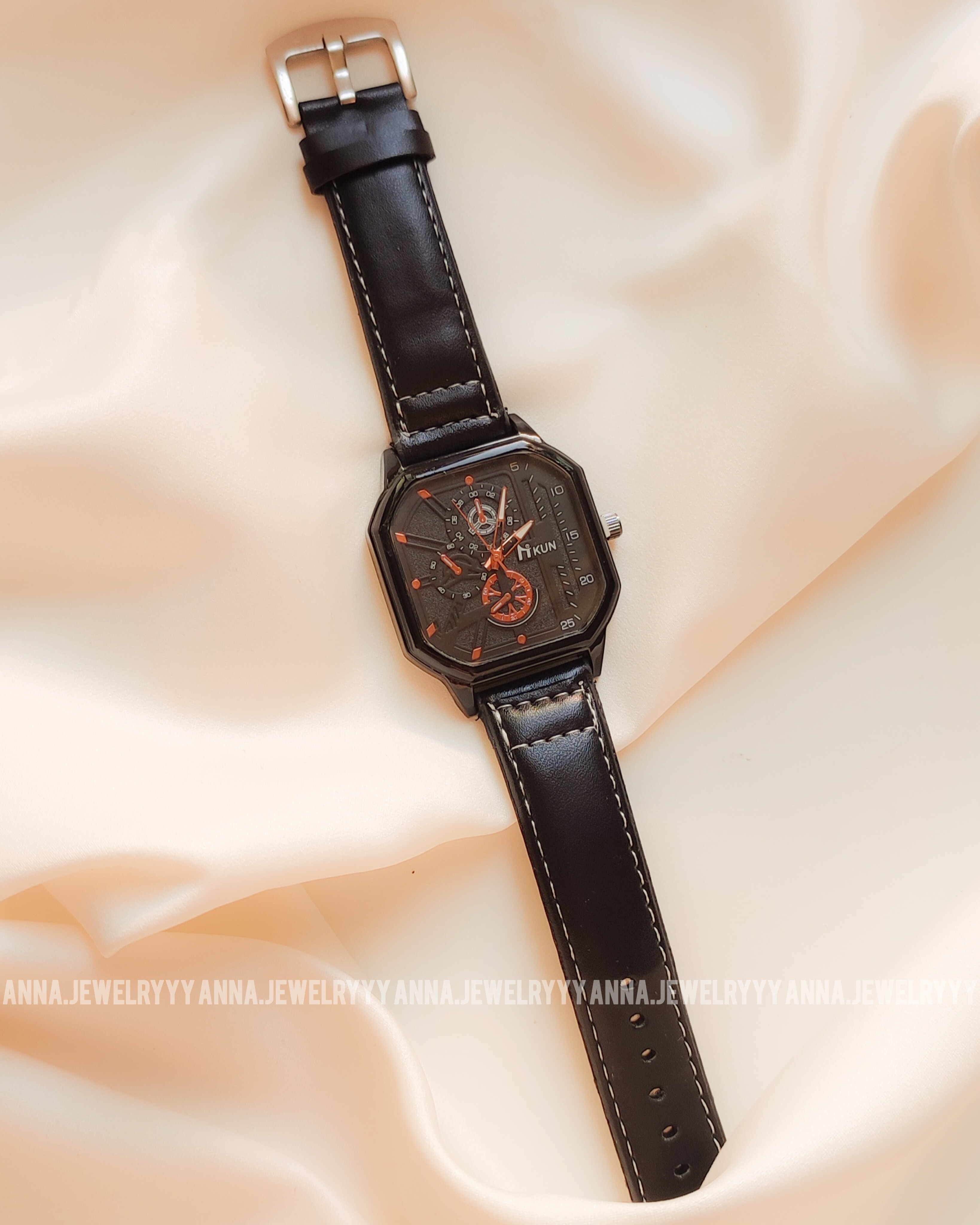 ساعت کوبیک بند چرمی تمام مشکی مردانه